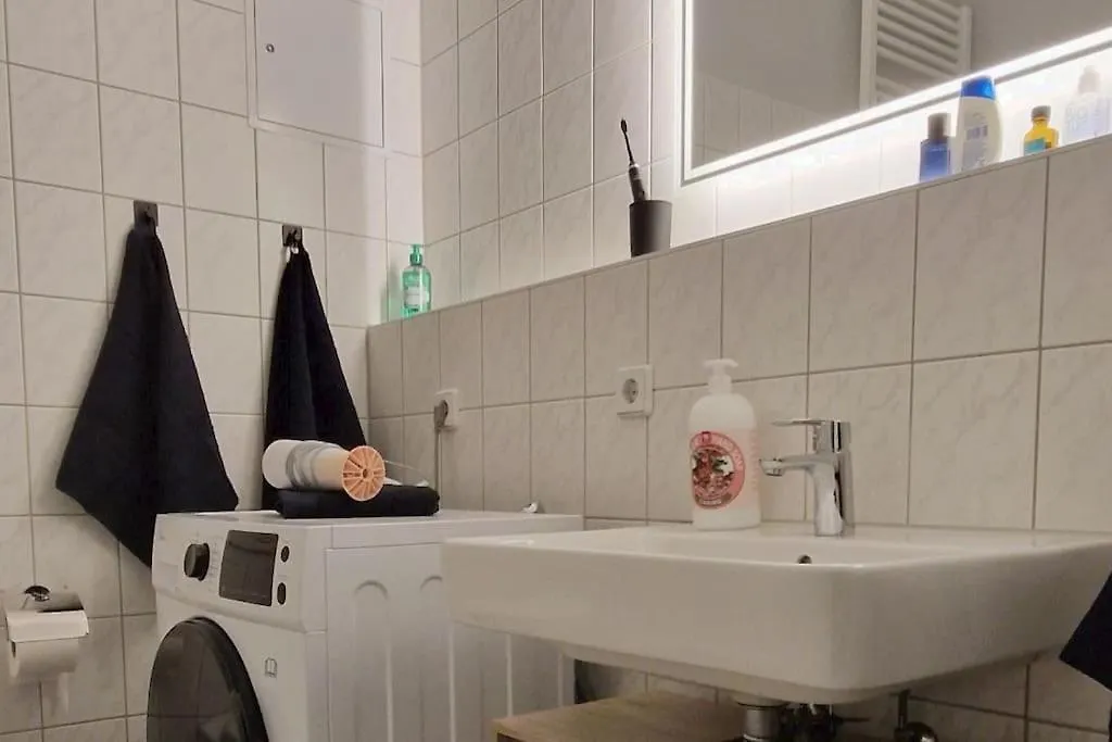 Monkey Magic Mansion 2 Bedroom Next To Tram And Lake Leipzig