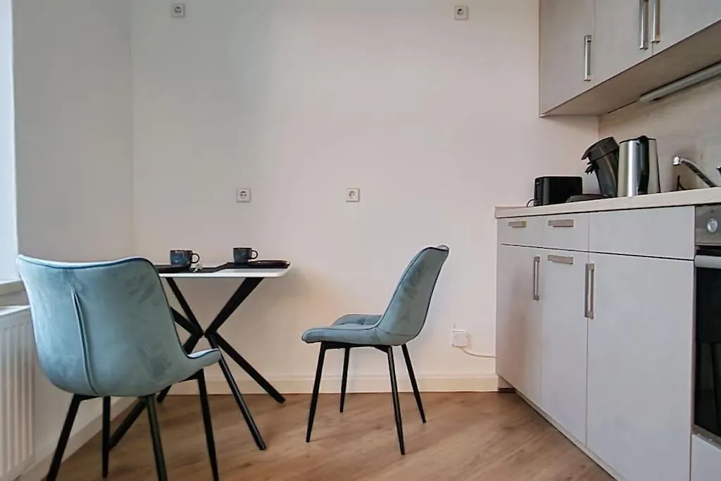 Apartment Monkey Magic Mansion 2 Bedroom Next To Tram And Lake Leipzig